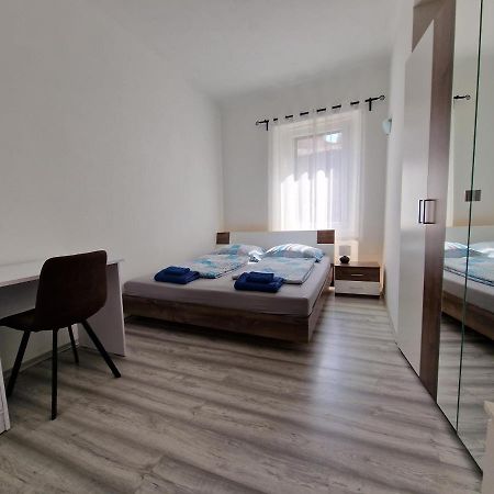 Secret Garden Apartment Koper Luaran gambar