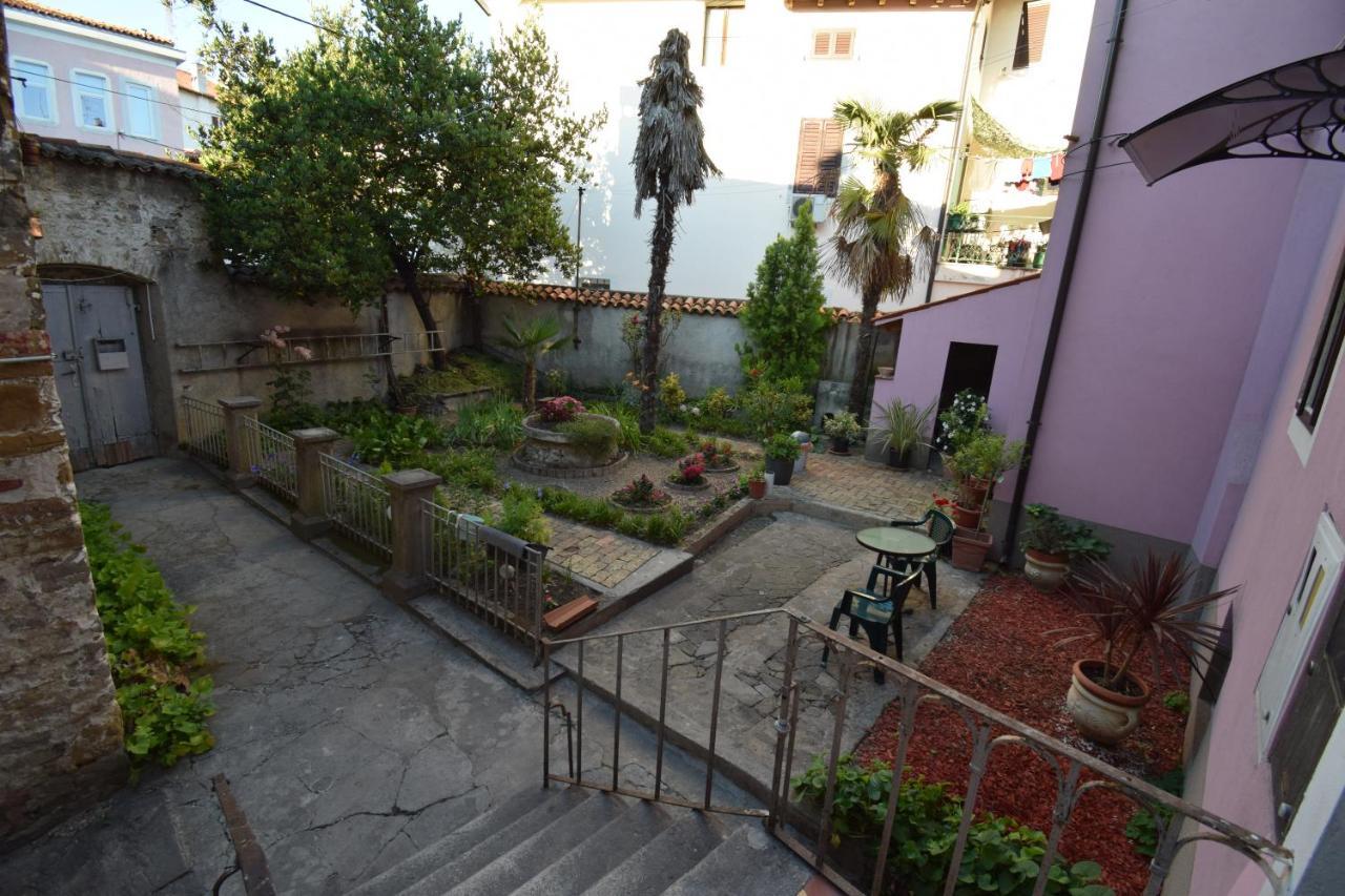 Secret Garden Apartment Koper Luaran gambar
