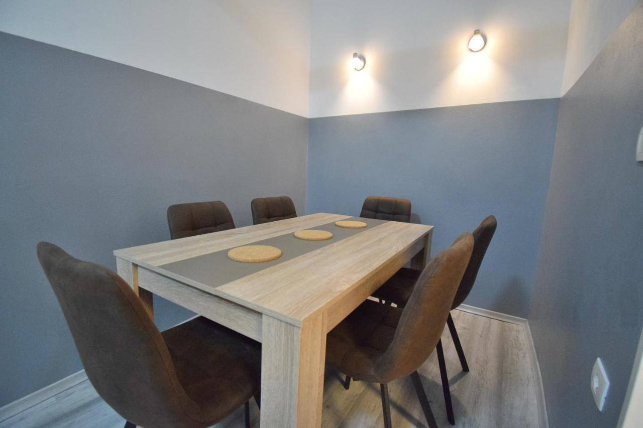 Secret Garden Apartment Koper Luaran gambar