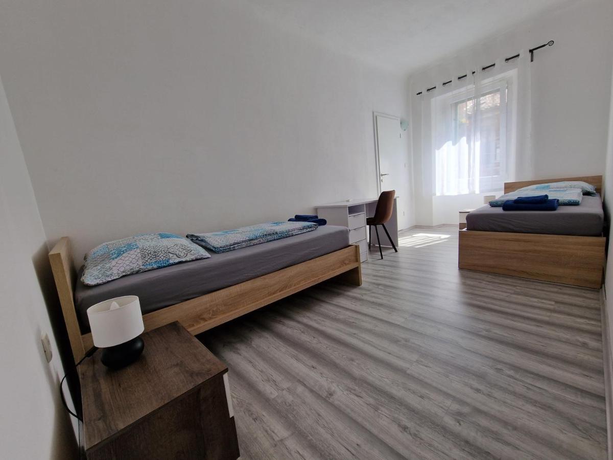 Secret Garden Apartment Koper Luaran gambar