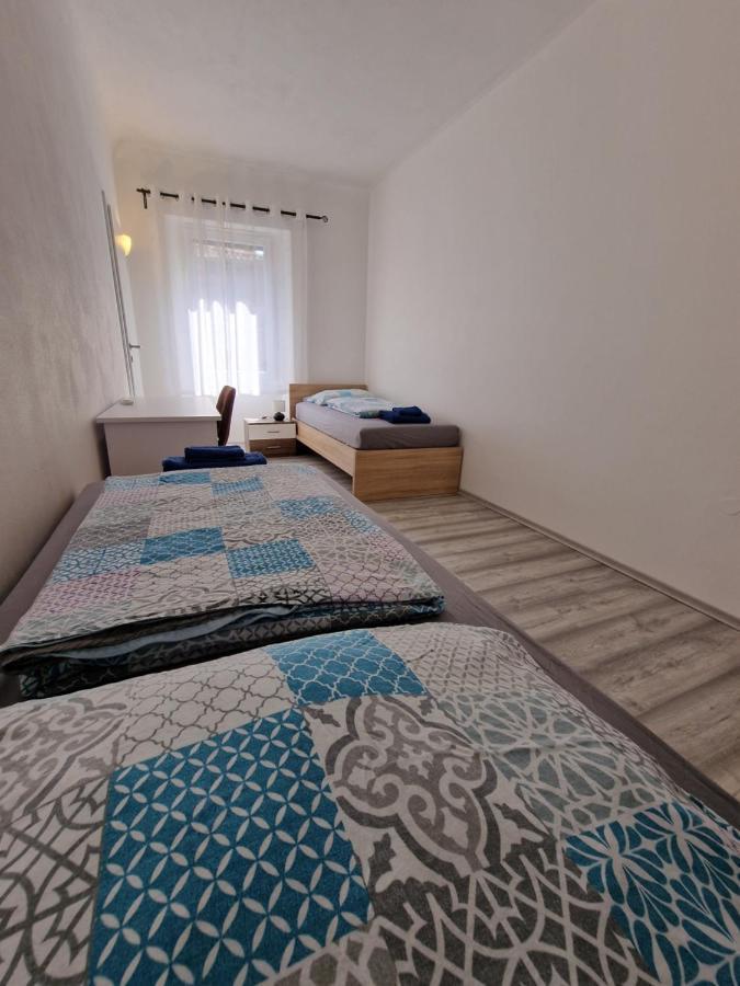 Secret Garden Apartment Koper Luaran gambar
