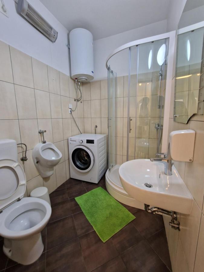Secret Garden Apartment Koper Luaran gambar